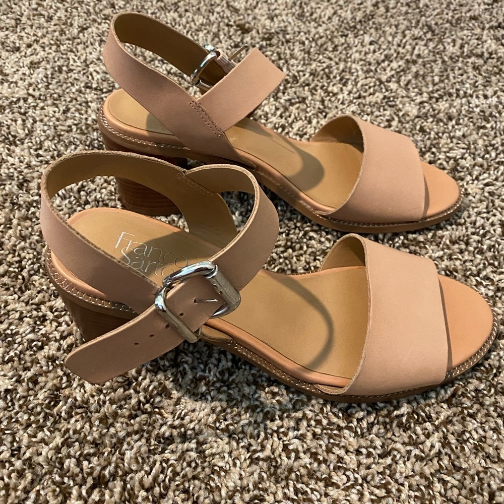 Nude sandals